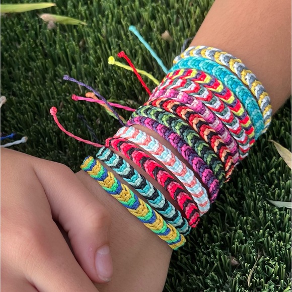 NWT Colorful Collection Braided Adjustable Bracelets - Picture 9 of 10